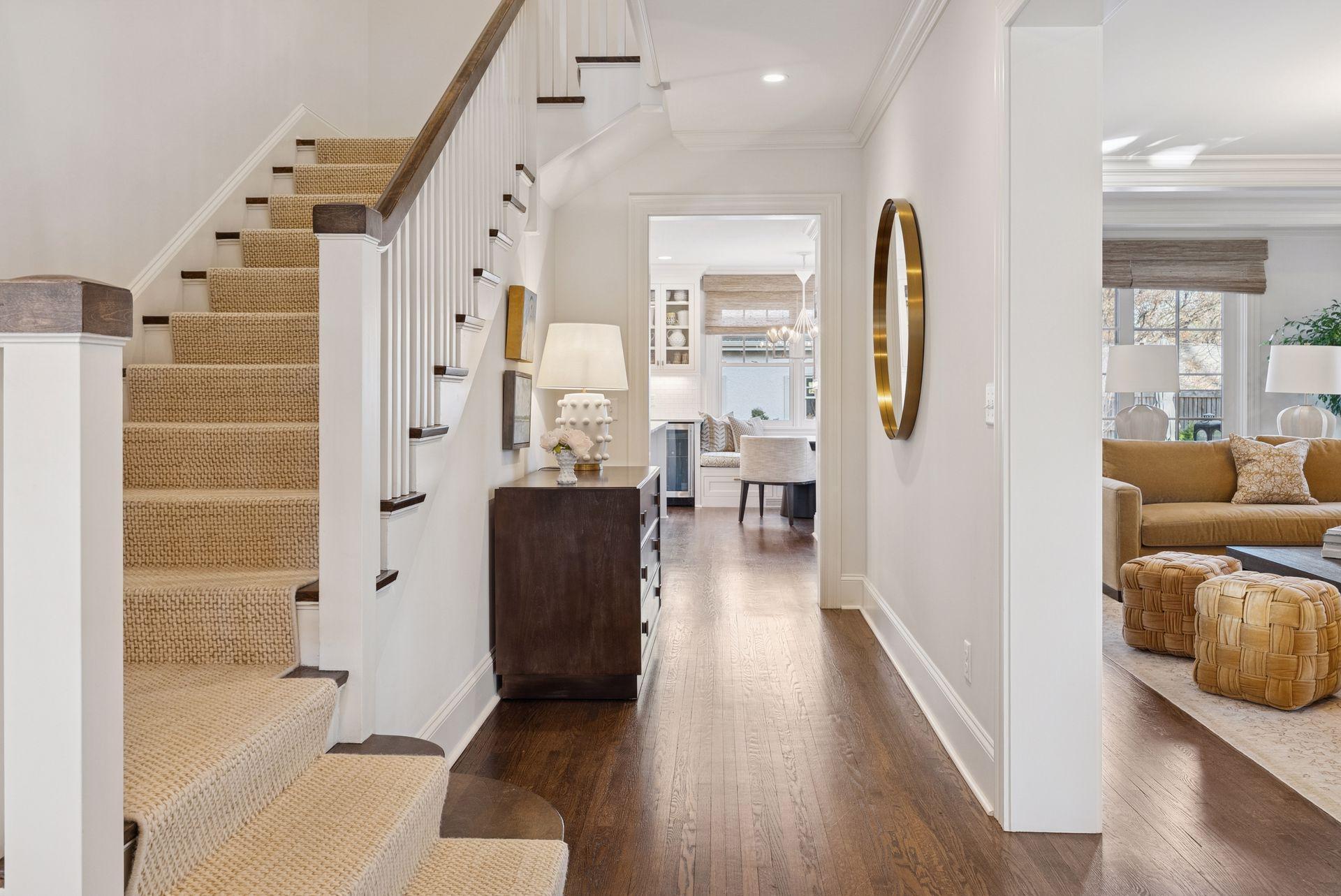 2125 Kenwood Parkway