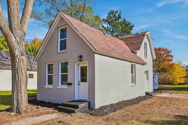 317 5TH ST SW, LITTLE FALLS, MN 56345 - Image 57dd8dbe1fa2f6110bc11c3676e56ddf/2485379034
