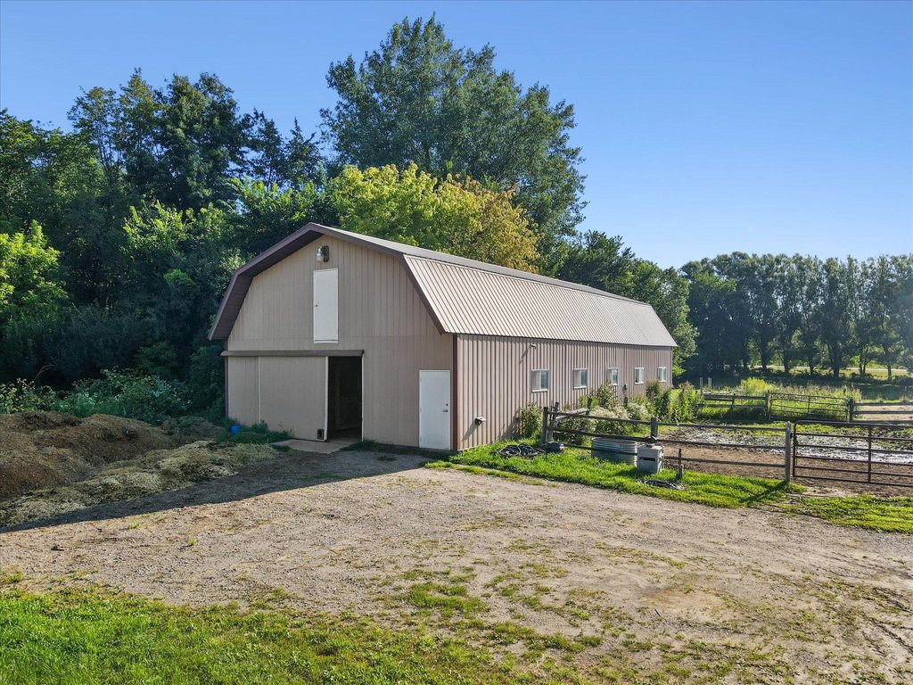 Photo of 21156 Vernon Avenue Ave, Prior Lake, MN 55372 (MLS # 7049669)