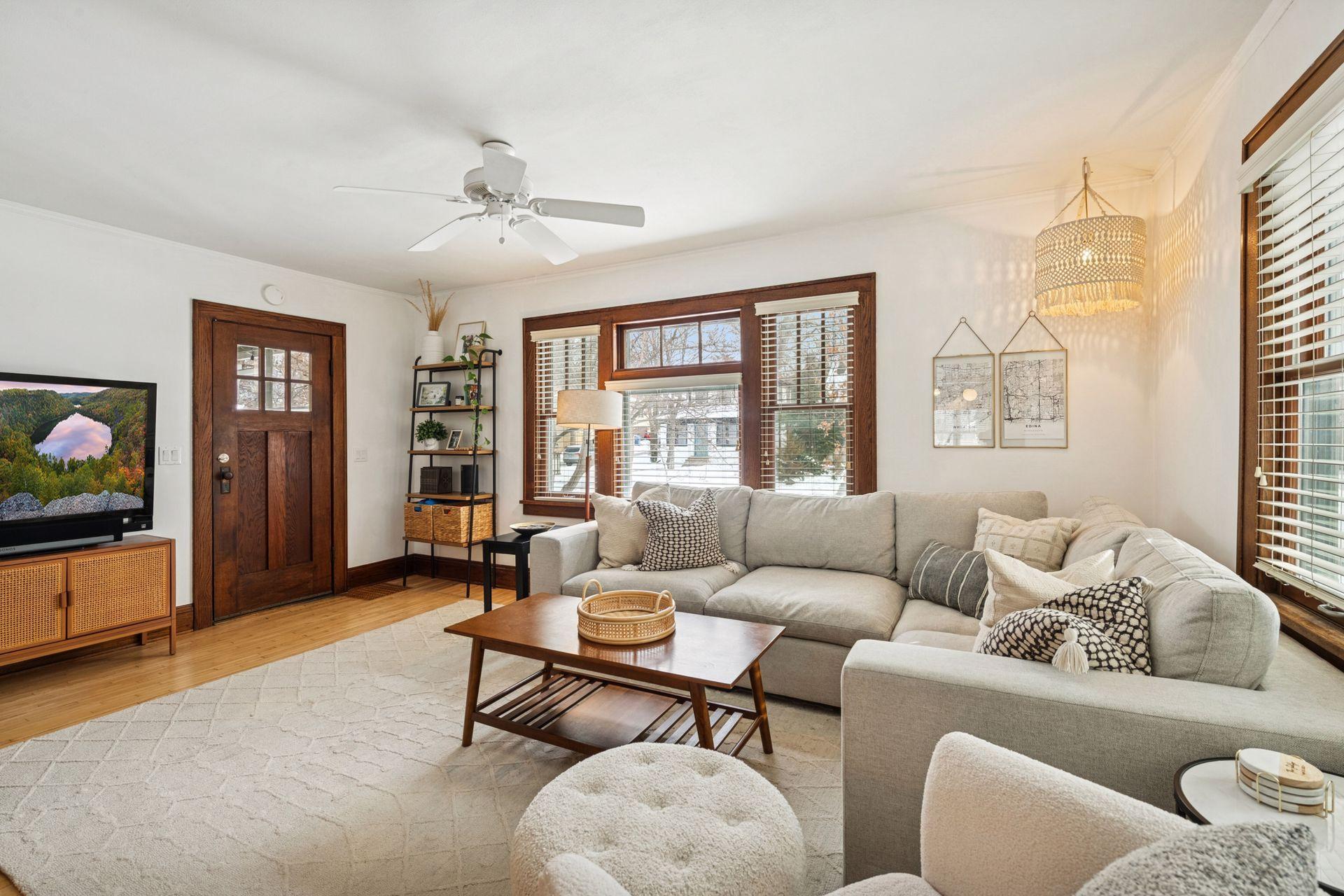 4504 Abbott Avenue S