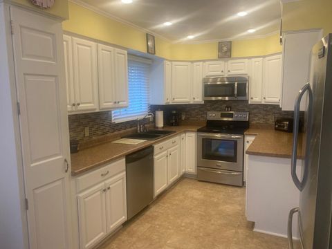 10253 101st Avenue N Maple Grove MN 55369