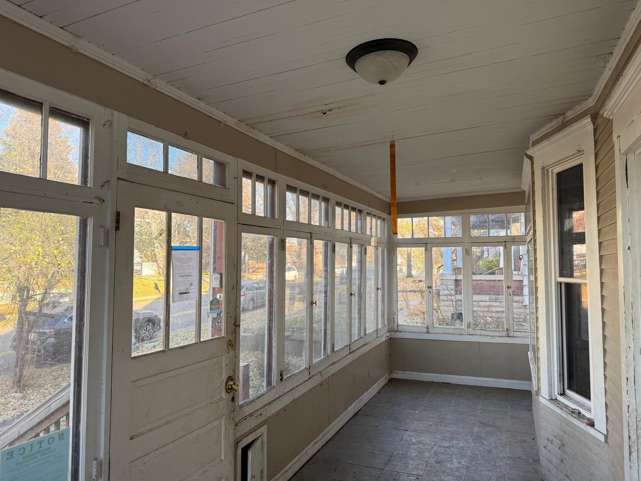 668 Jessamine Avenue E