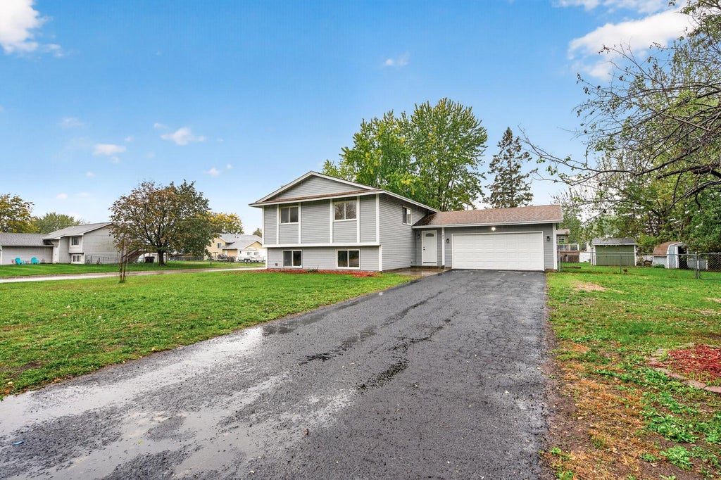 Photo of 1655 Lincoln Avenue, Saint Paul Park, MN 55071 (MLS # 7161226)