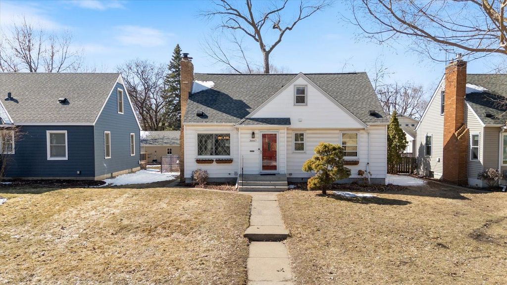 Photo of 3847 Zenith Avenue N, Robbinsdale, MN 55422 (MLS # 7027739)