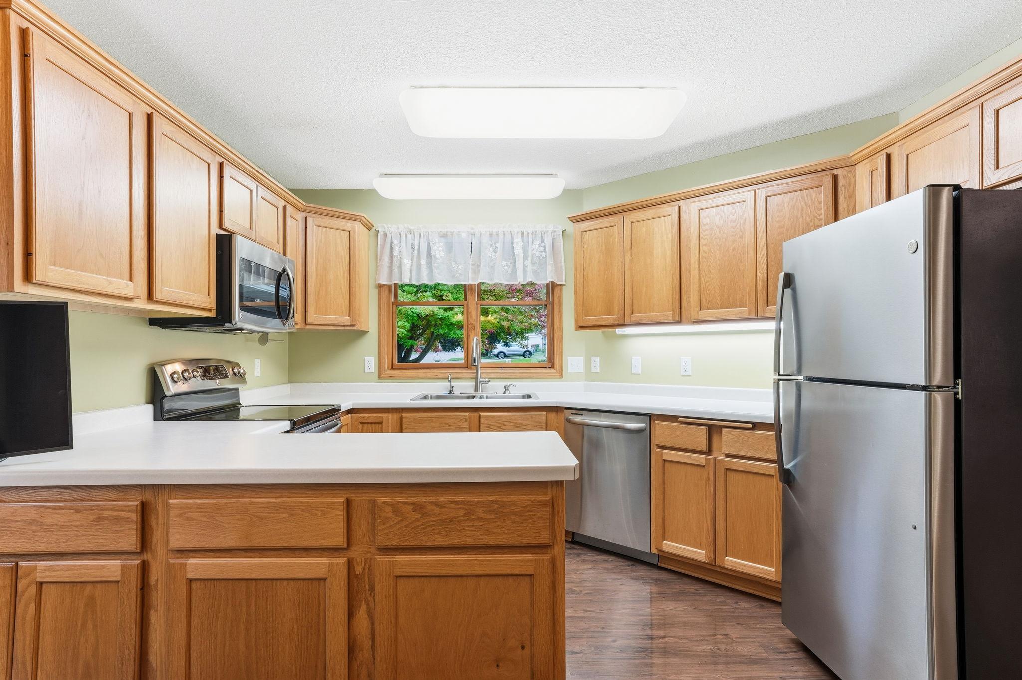 739 Echo Shores Court