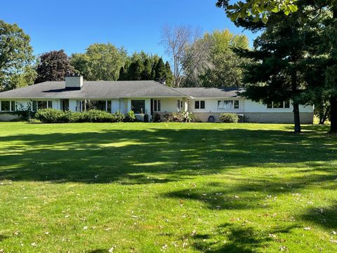 Photo of 604 Oakland Place NE, Austin, MN 55912 (MLS # 6795896)