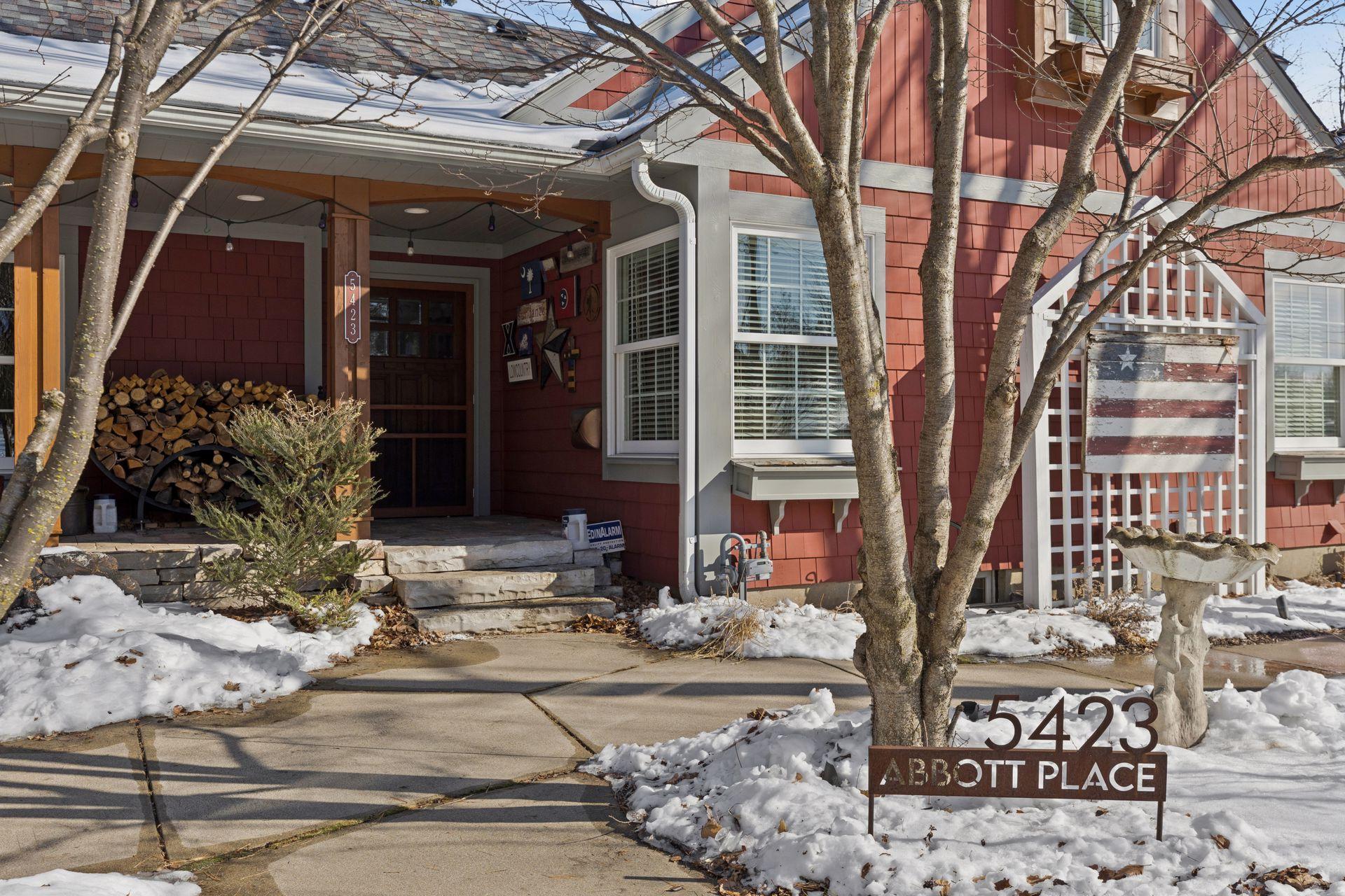 5423 Abbott Place