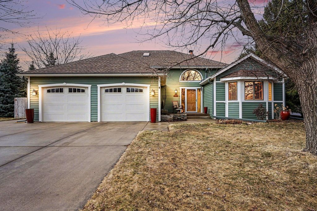 Photo of 2100 Brooke Lane, Hastings, MN 55033 (MLS # 7033208)