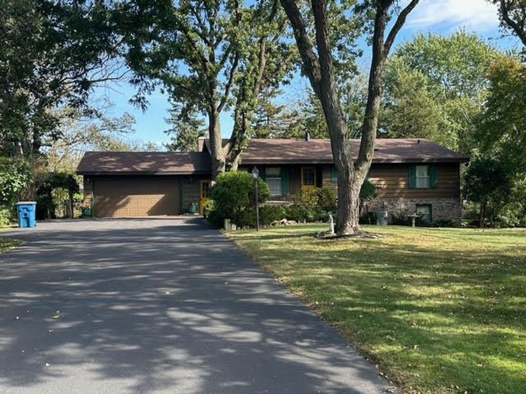 Photo of 15017 Stevens Avenue, Burnsville, MN 55306 (MLS # 7018679)