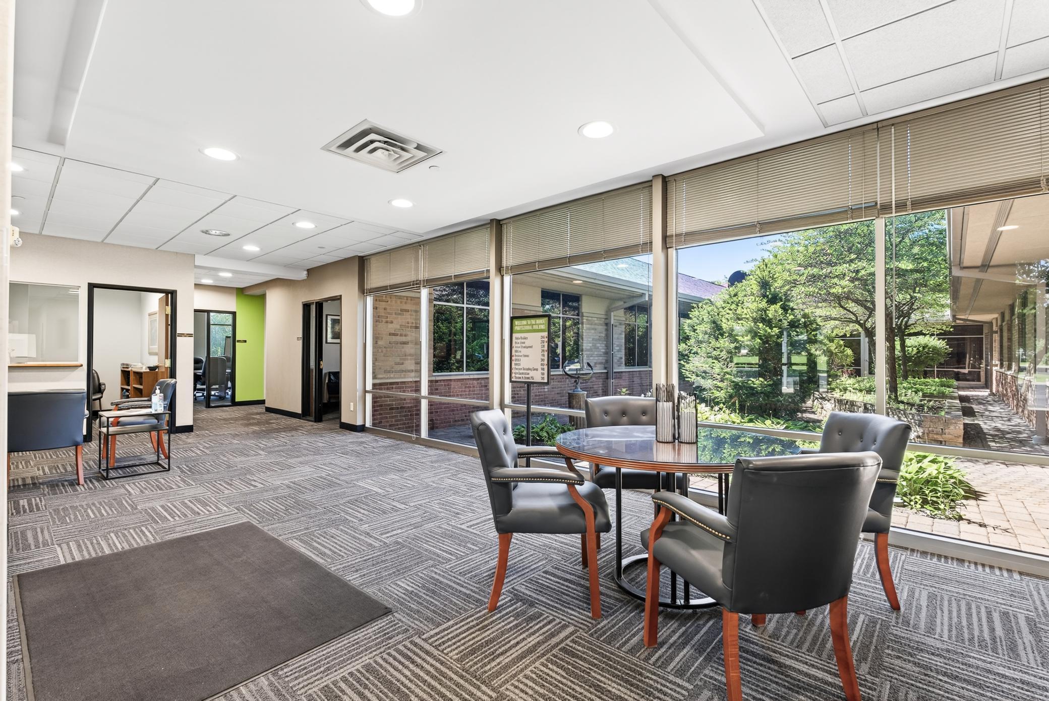 5505 Cottonwood Lane SE