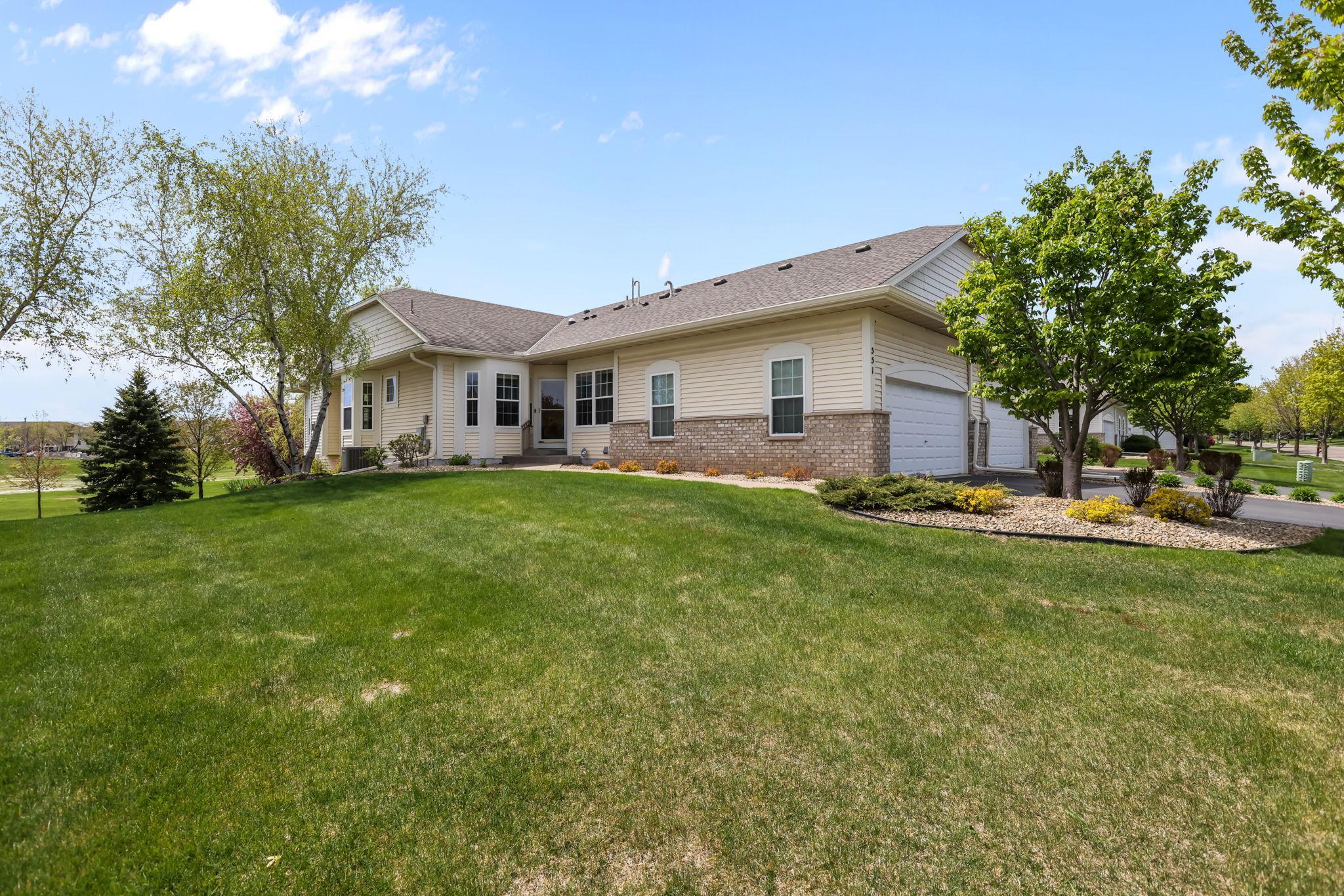 551 Holly Lane N