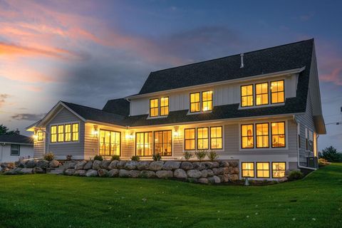 7037 Lamotte Drive Centerville MN 55038