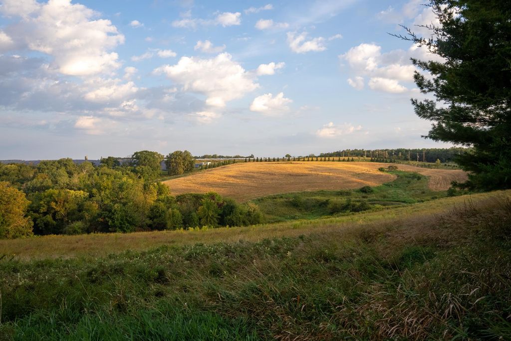 Photo of 32765 County Road 1, La Crescent, MN 55947 (MLS # 7043329)