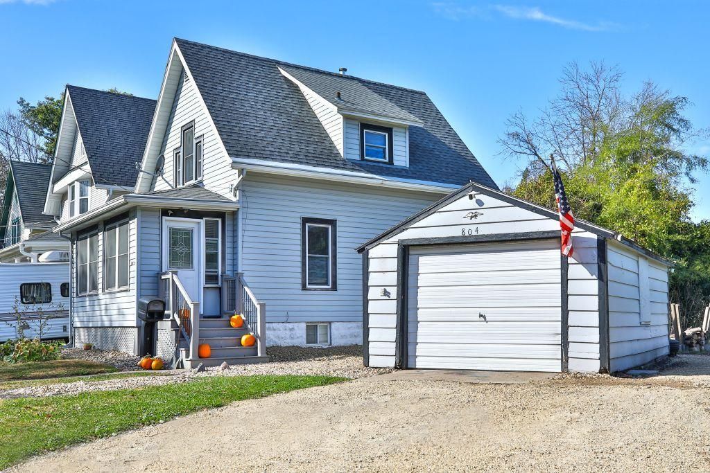 Photo of 804 Water Street, Albert Lea, MN 56007 (MLS # 7018103)