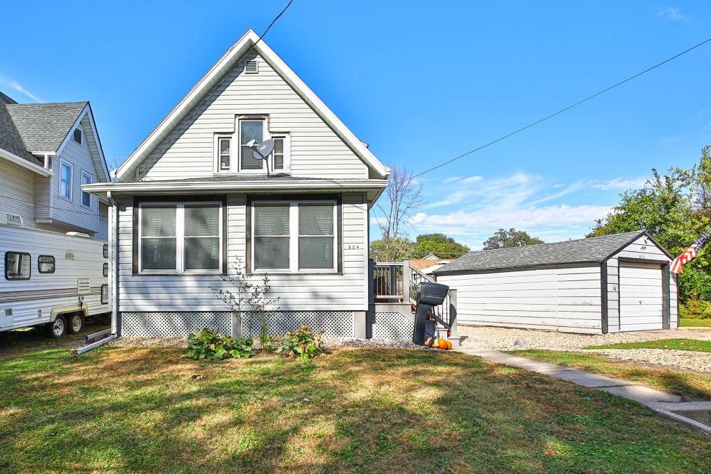 Photo of 804 Water Street, Albert Lea, MN 56007 (MLS # 7018103)