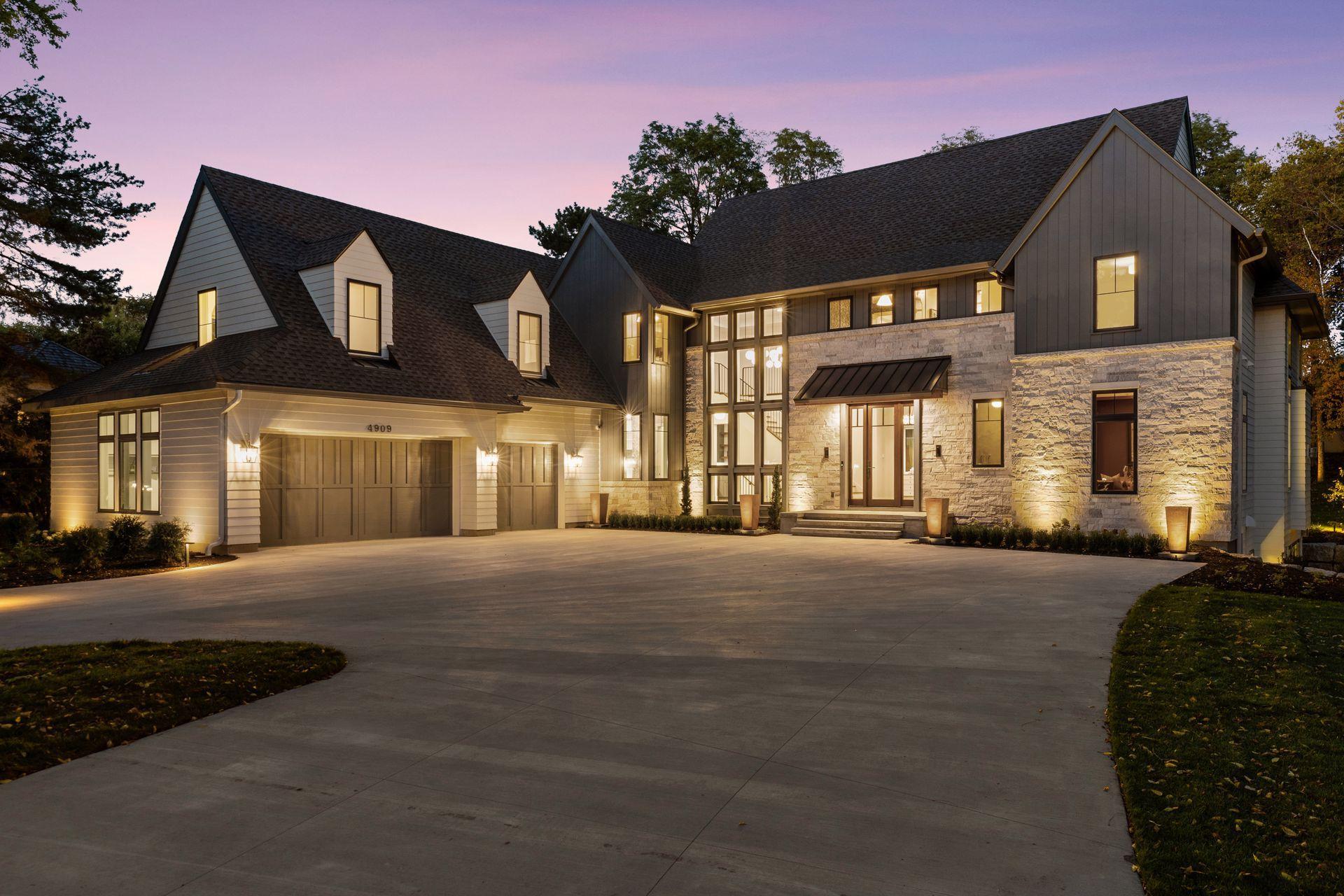 4909 Rolling Green Parkway