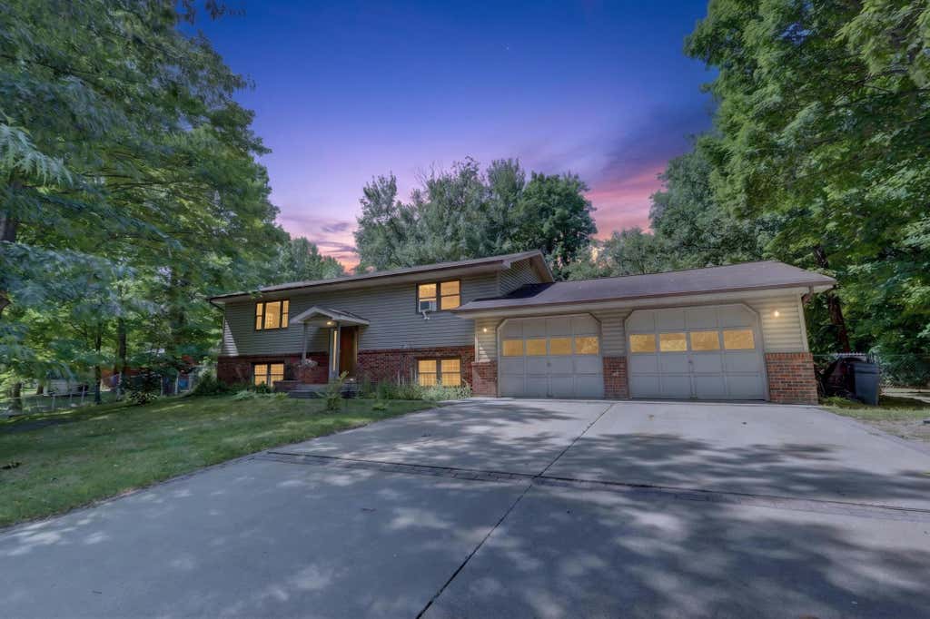 Photo of 2452 Deschepper Drive, Grand Rapids, MN 55744 (MLS # 7125951)