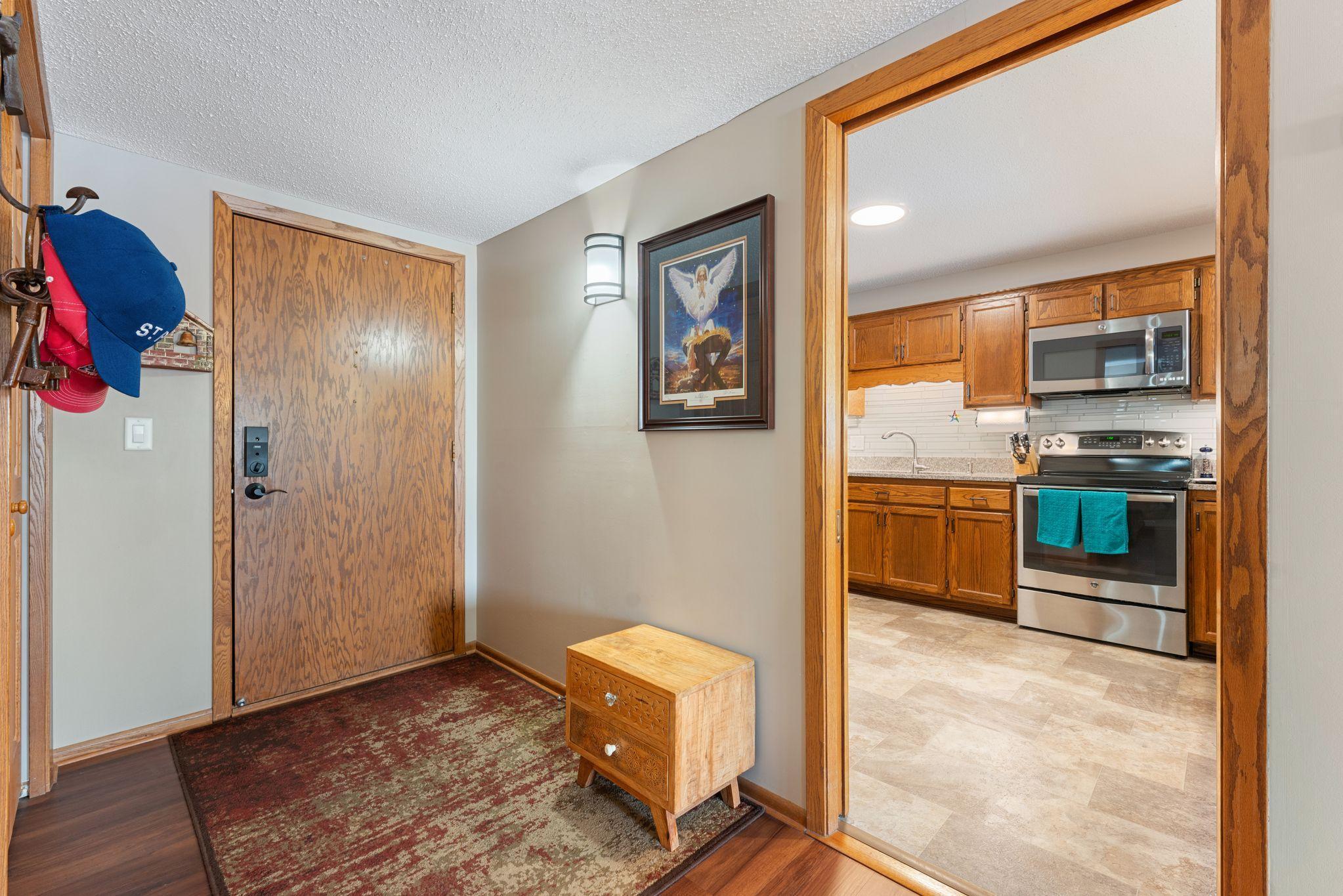 6100 Auto Club Road 211