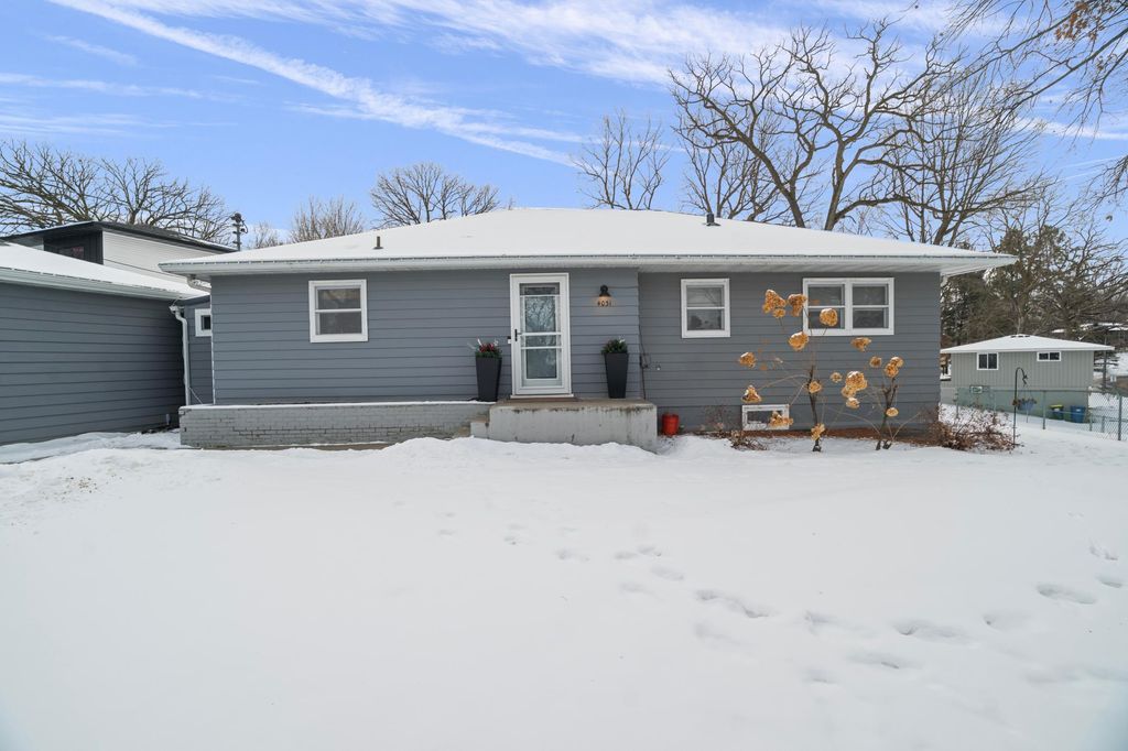 Photo of 4031 Roanoke Street SE, Prior Lake, MN 55372 (MLS # 7015870)