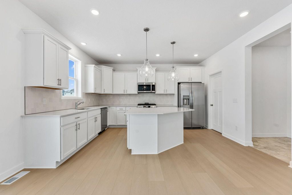 Photo of 2624 Aspen Drive, Shakopee, MN 55379 (MLS # 7042024)