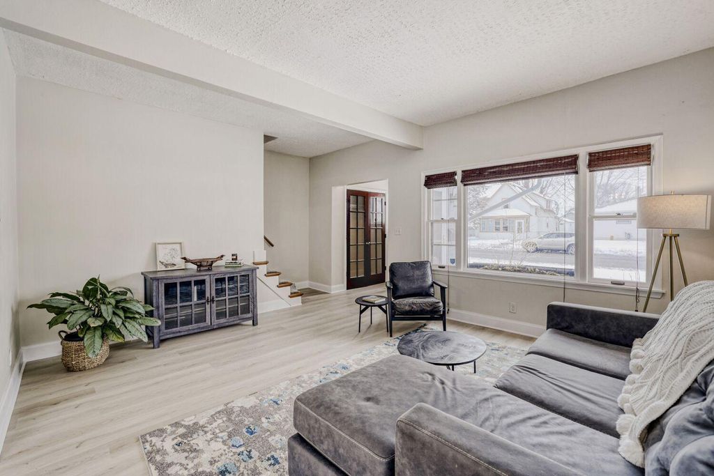 Photo of 356 5th Avenue S, South Saint Paul, MN 55075 (MLS # 7024625)