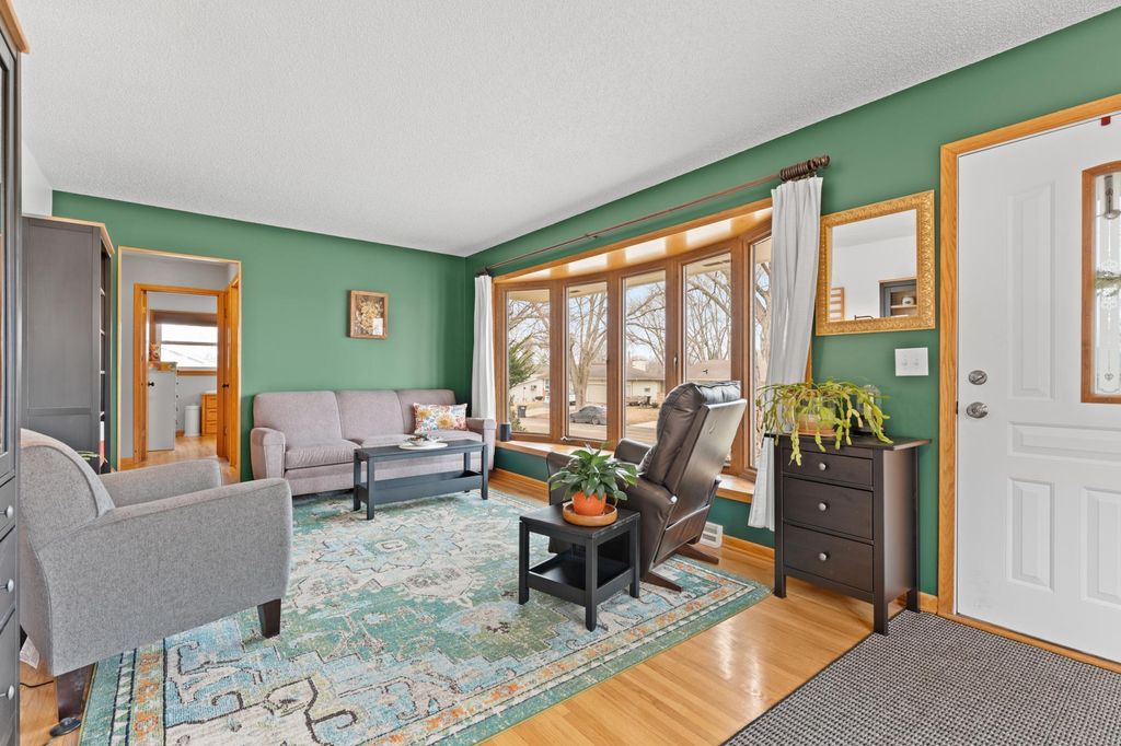 Photo of 932 24th Street NW, Rochester, MN 55901 (MLS # 7031634)