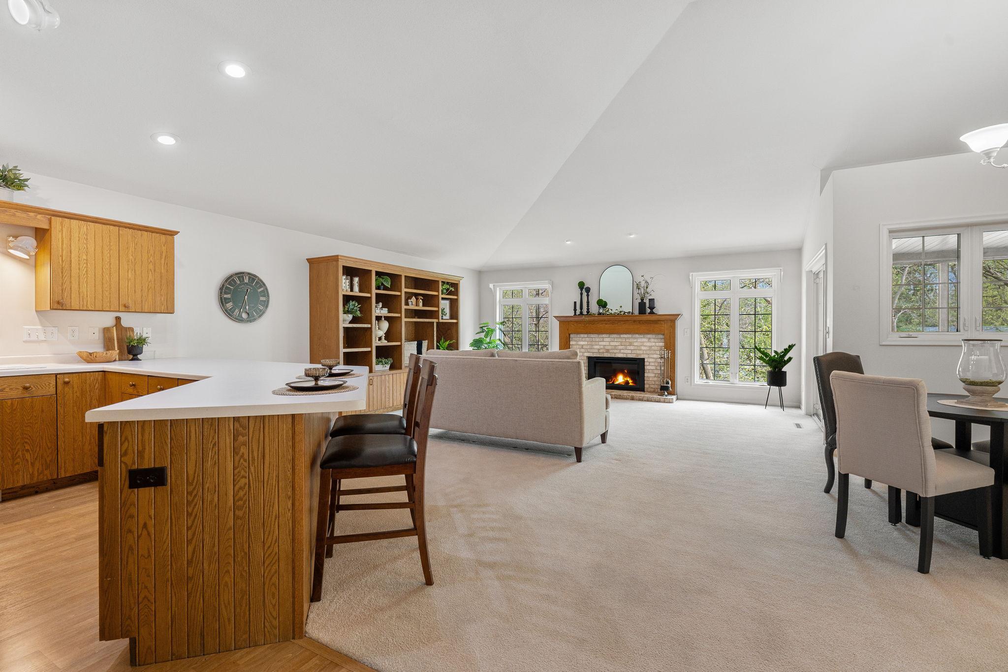 1380 Edinburgh Place NE