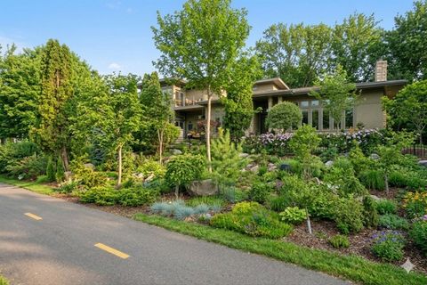 2864 Irving Avenue S Minneapolis MN 55408