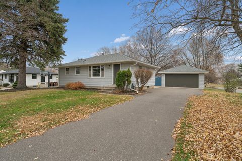 1105 Greystone Avenue N Oakdale MN 55128
