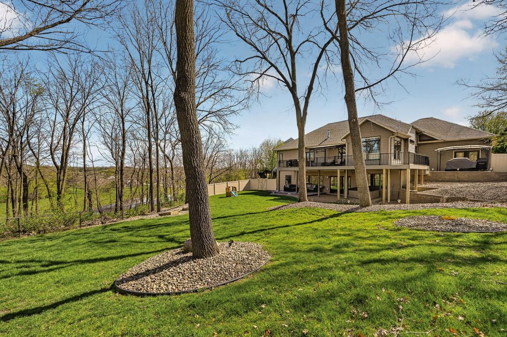 Photo of 2281 Teakwood Lane SW, Rochester, MN 55902 (MLS # 7056752)
