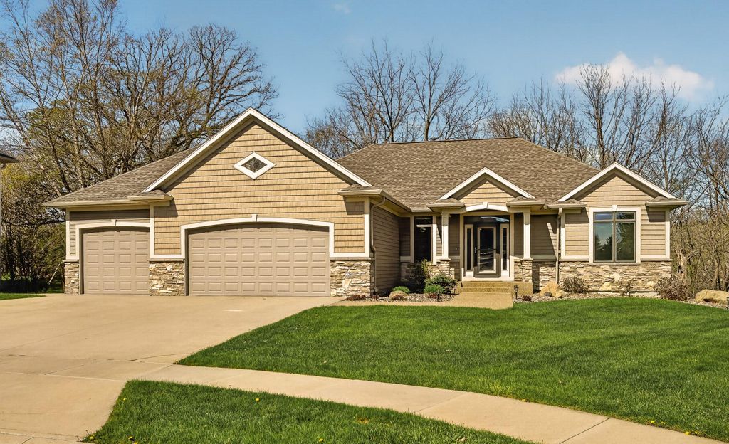 Photo of 2281 Teakwood Lane SW, Rochester, MN 55902 (MLS # 7056752)