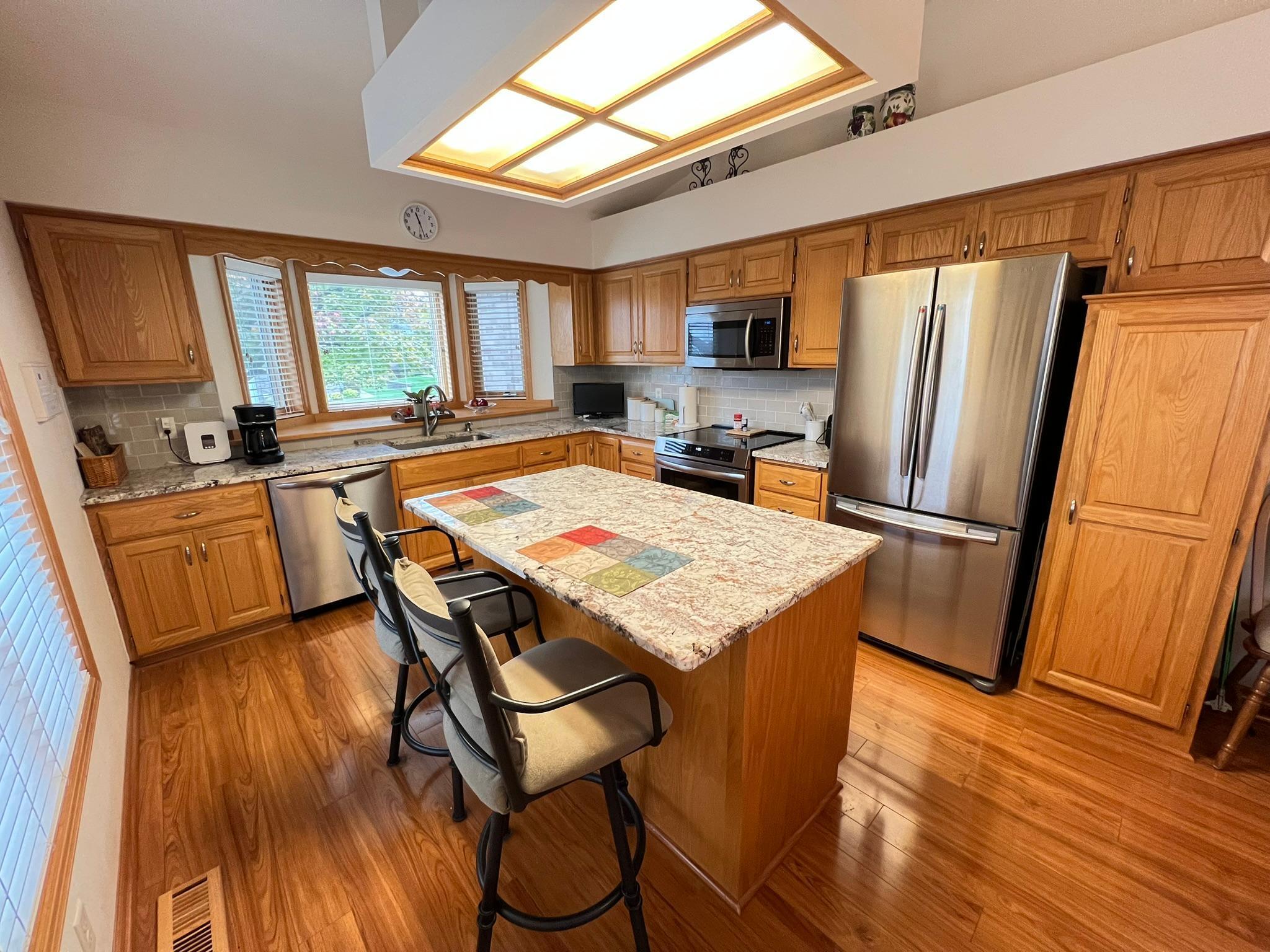 14326 Peninsula Point Drive