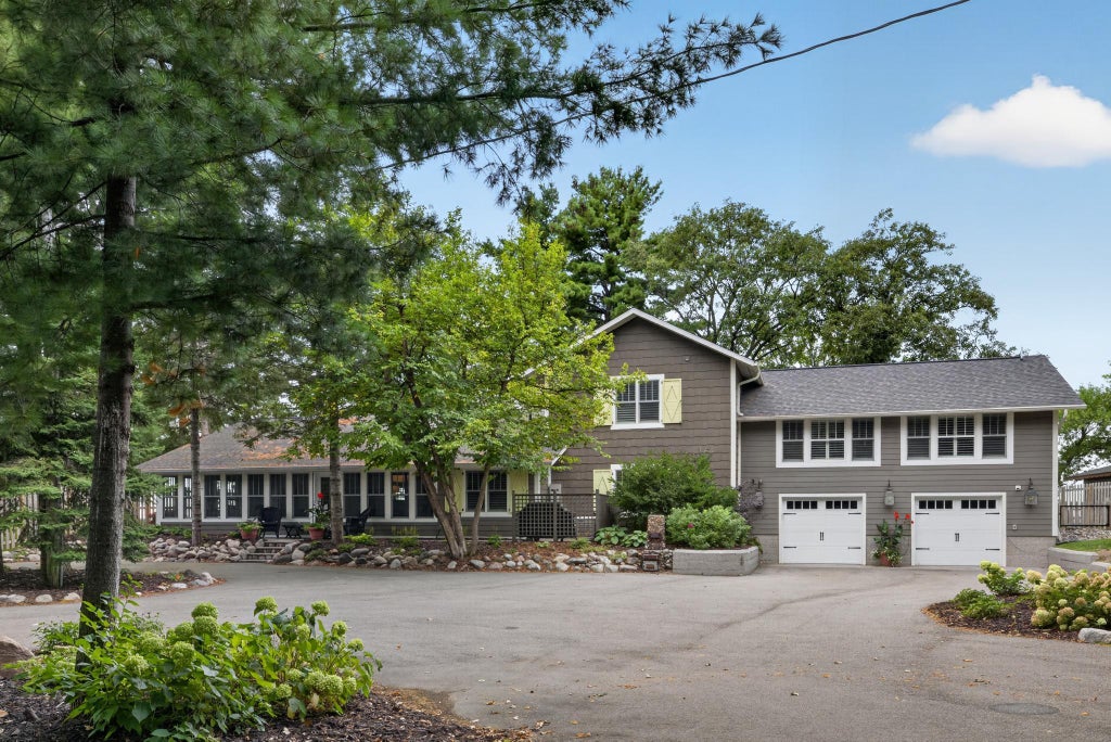 Photo of 29841 County Road 3, Merrifield, MN 56465 (MLS # 7139398)