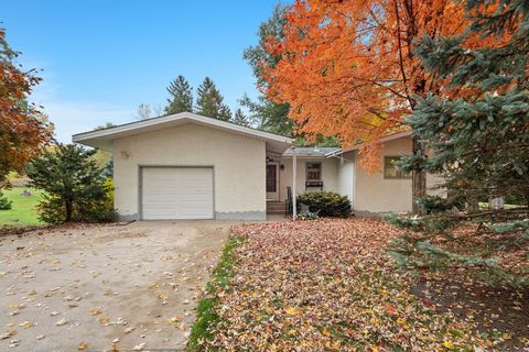 1714 Arkwright Street Maplewood MN 55117
