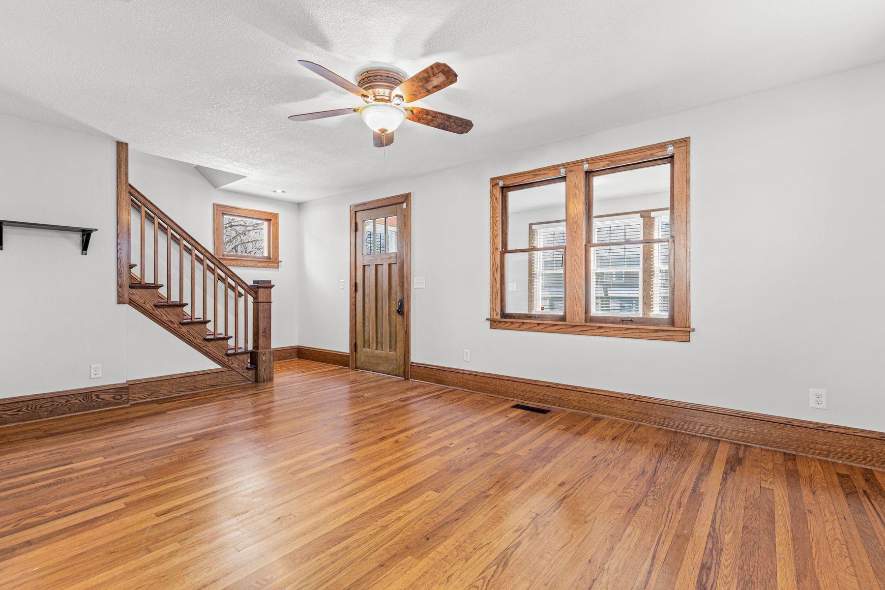 4152 Minnehaha Avenue