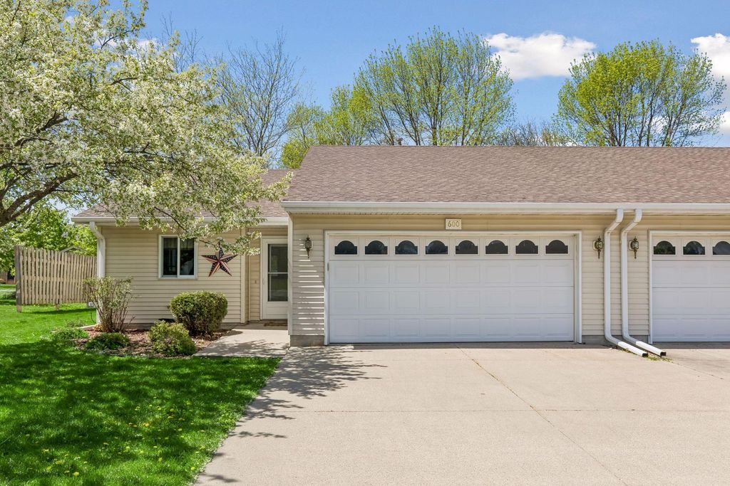 Photo of 600 E Welco Drive, Montgomery, MN 56069 (MLS # 7076160)