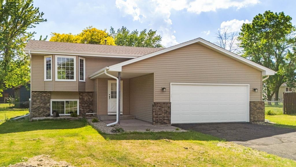 Photo of 11874 Jonquil Street NW, Coon Rapids, MN 55433 (MLS # 7083283)