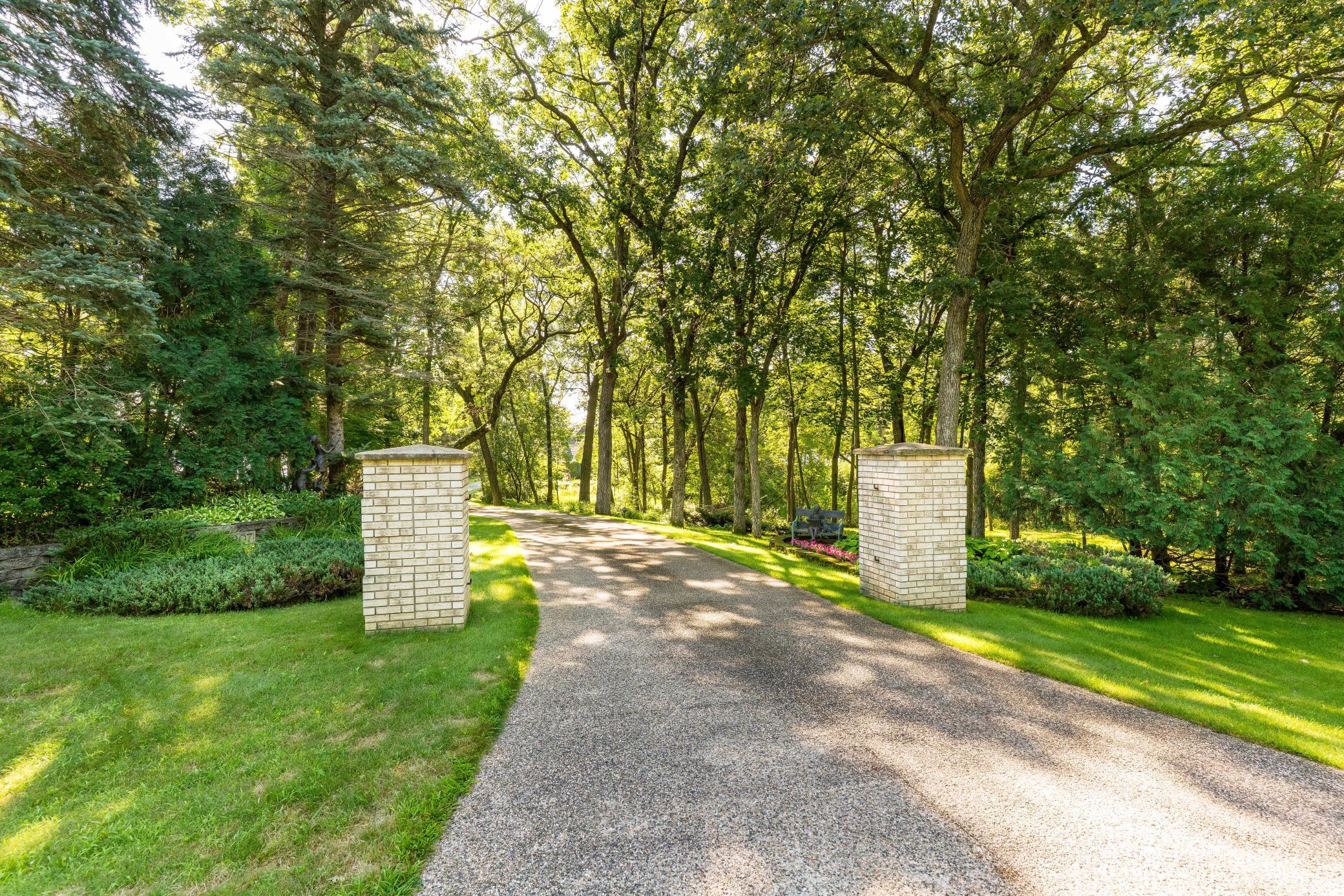 2807 Government Point Road NE
