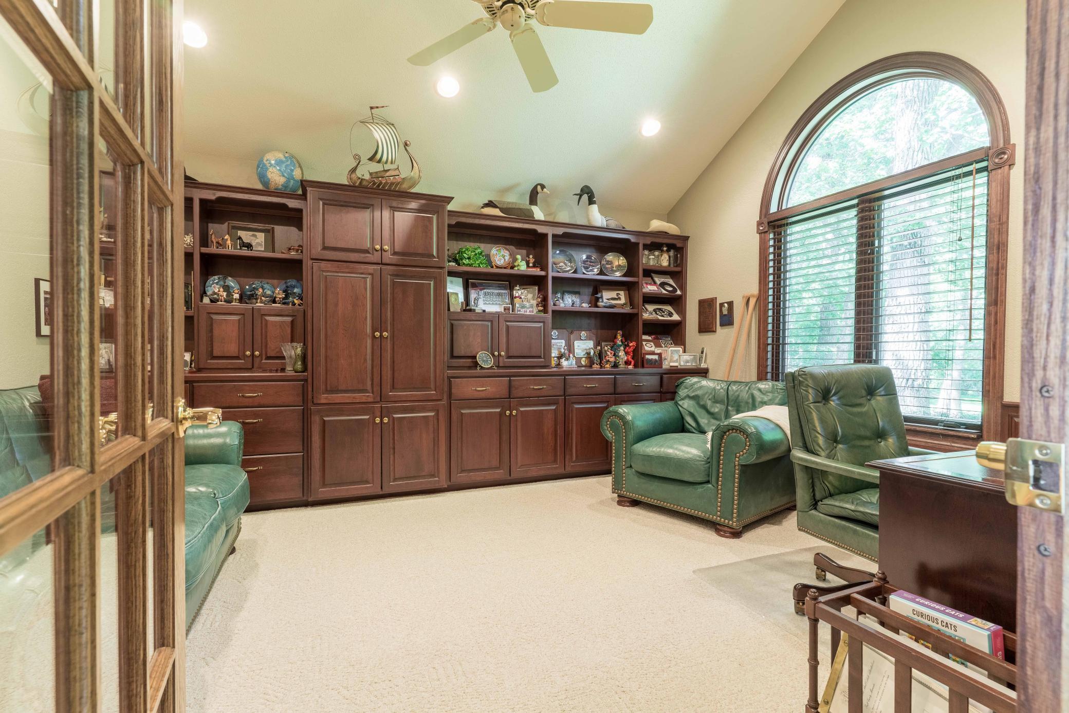 Alexandria, Minnesota, 56308, United States, 4 Bedrooms Bedrooms, ,6 BathroomsBathrooms,Residential,Active,2032395