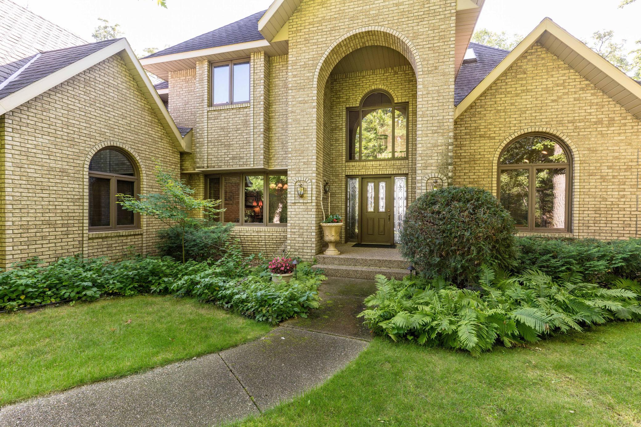 2807 Government Point Road NE