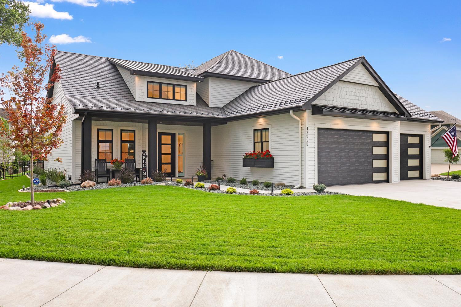 4951 Parkside Circle