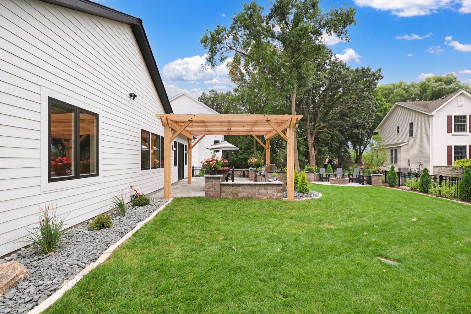 4951 Parkside Circle