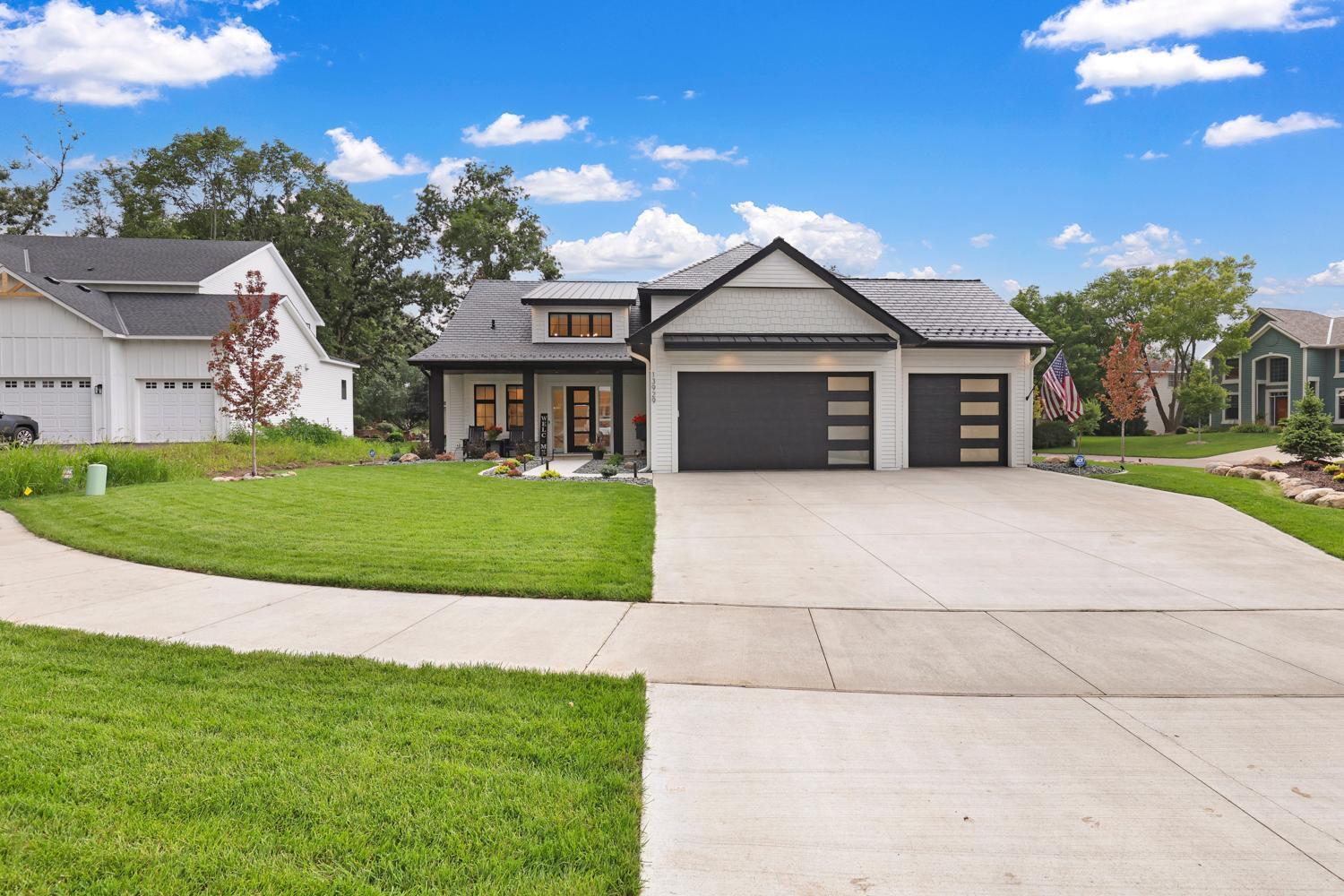 4951 Parkside Circle
