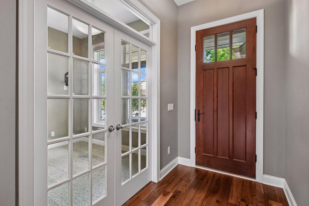 Photo of 8728 Lake Riley Drive, Chanhassen, MN 55317 (MLS # 7112284)