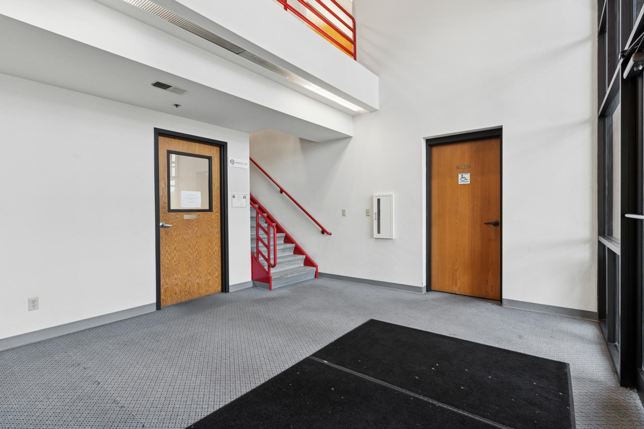 405 Commerce Court