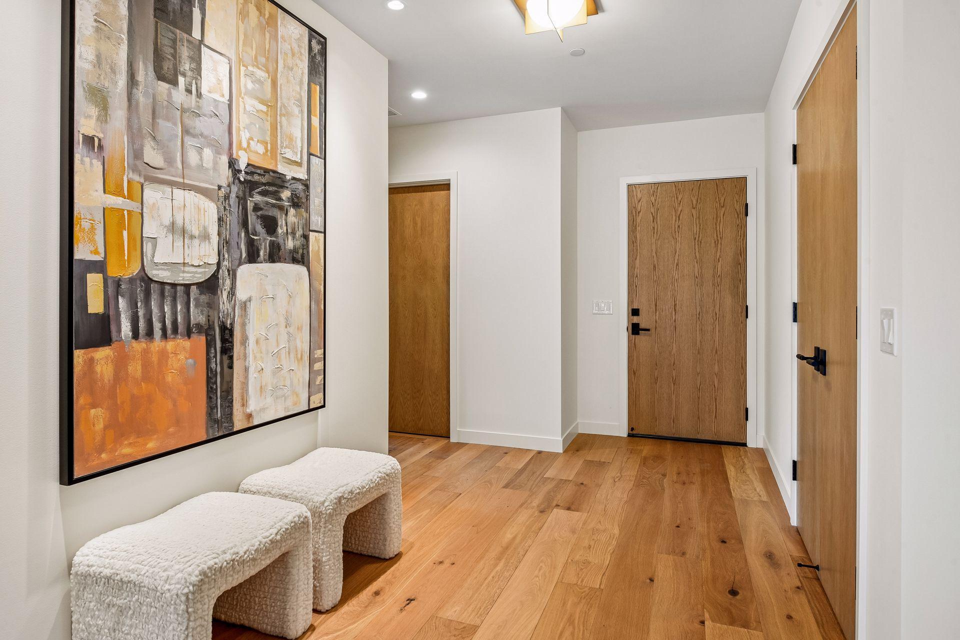 150 Broadway Avenue S 2B