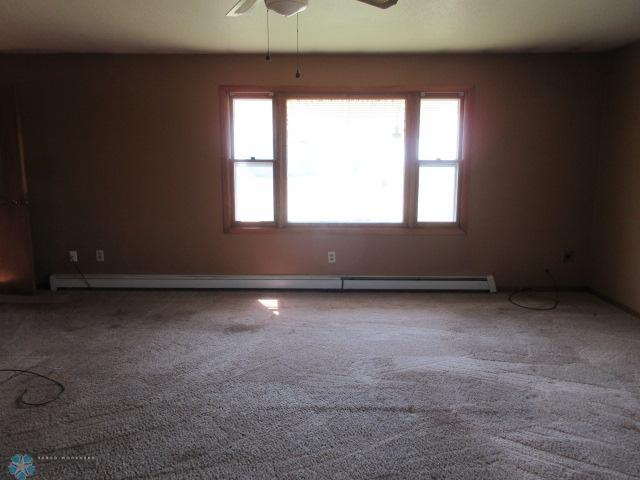Cayuga, North Dakota 58013, United States, 4 Bedrooms Bedrooms, ,1 BathroomBathrooms,Residential,Pending Sale,257190