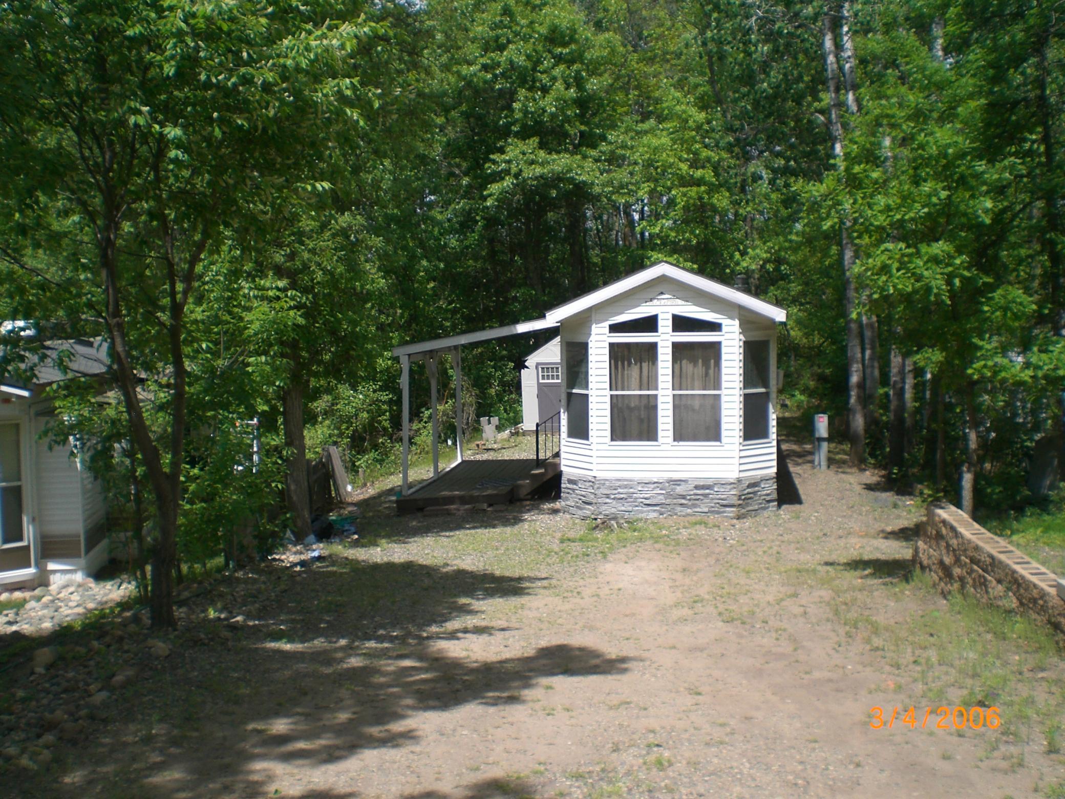 6700 Redleaf Court