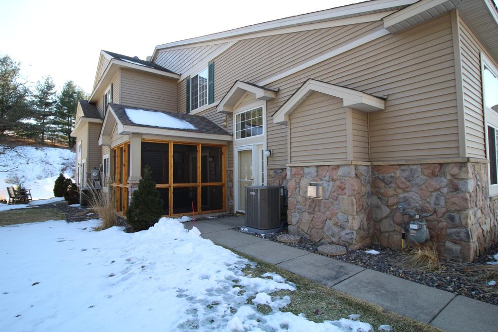 Photo of 6879 Pine Crest Trail S, Cottage Grove, MN 55016 (MLS # 7029346)