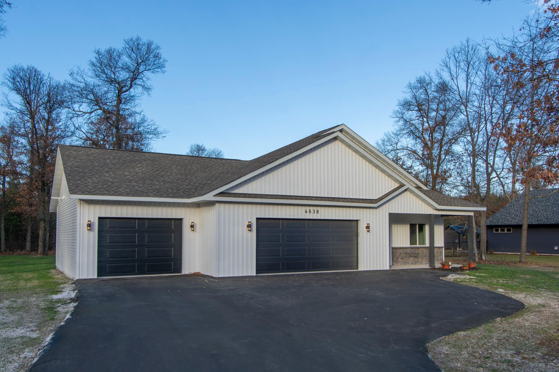 4638 Cedar Scenic Road